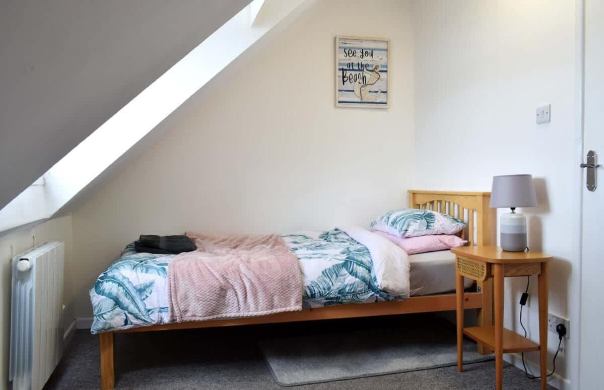 Breathtaking High Street Townhouse With Stunning Sea Views At 'the Old Fishermans Townhouse' Falmouth