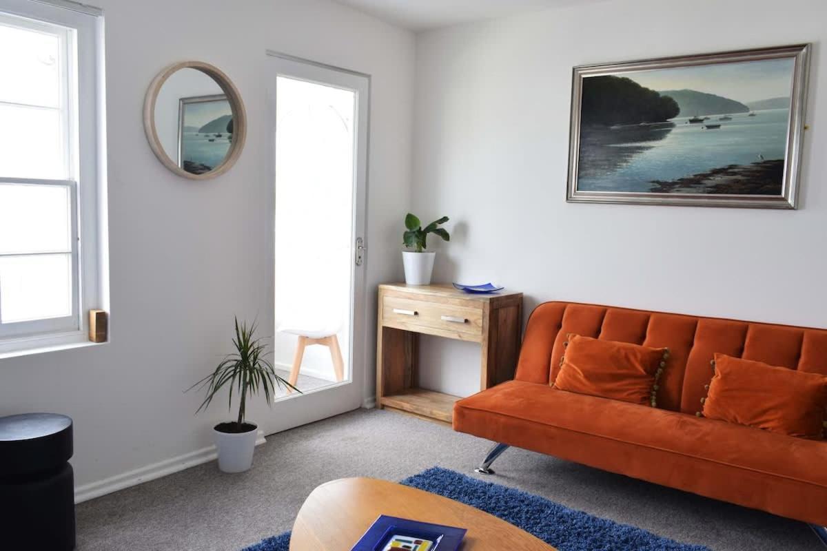 Holiday home Breathtaking High Street Townhouse With Stunning Sea Views At 'the Old Fishermans Townhouse'