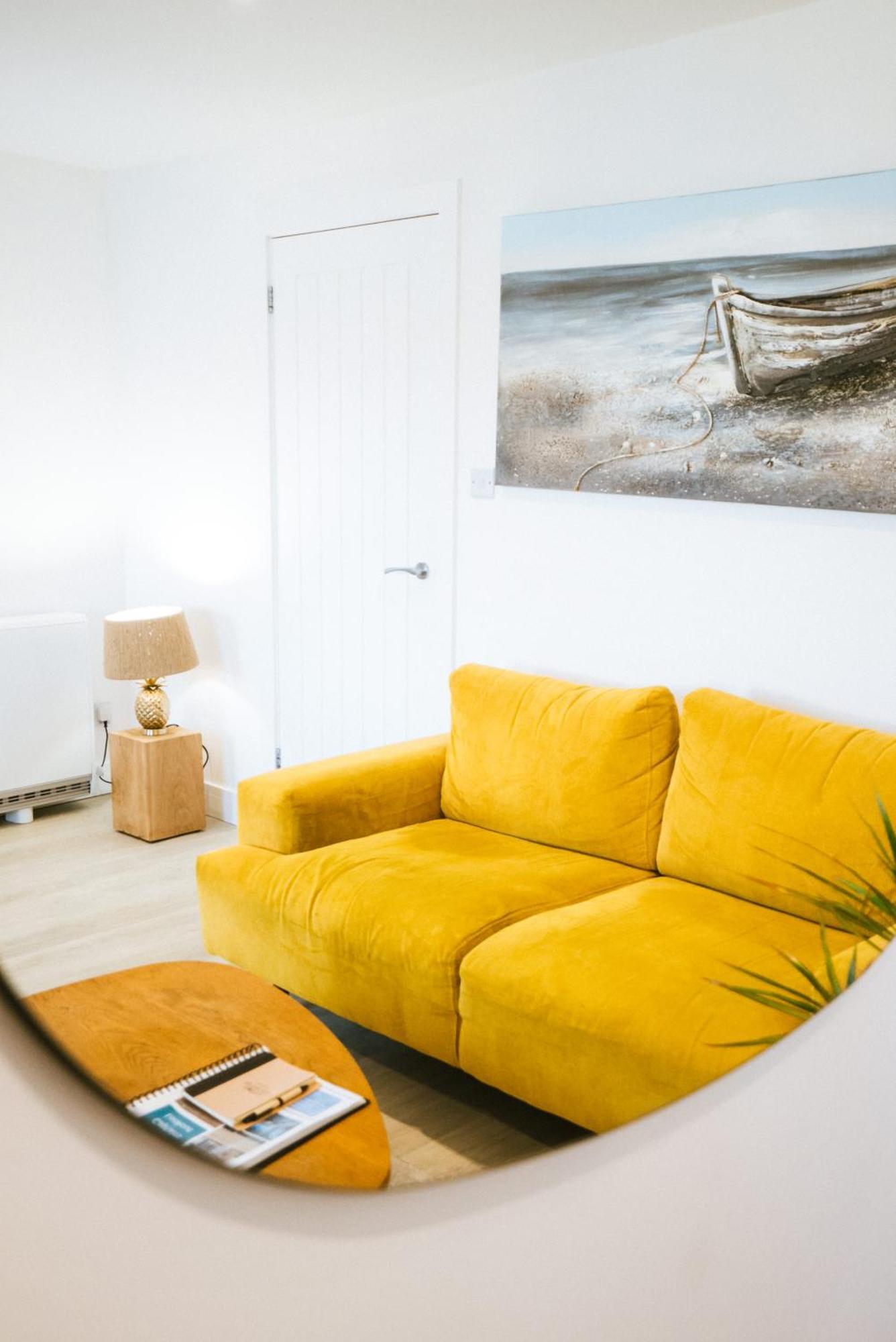 Breathtaking High Street Townhouse With Stunning Sea Views At 'the Old Fishermans Townhouse' Holiday home *
