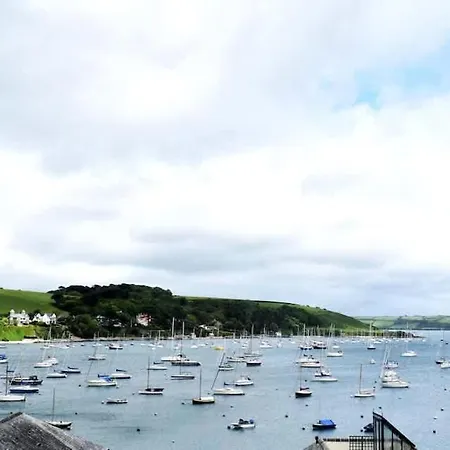 Breathtaking High Street Townhouse With Stunning Sea Views At 'The Old Fishermans Townhouse' Falmouth Exterior photo